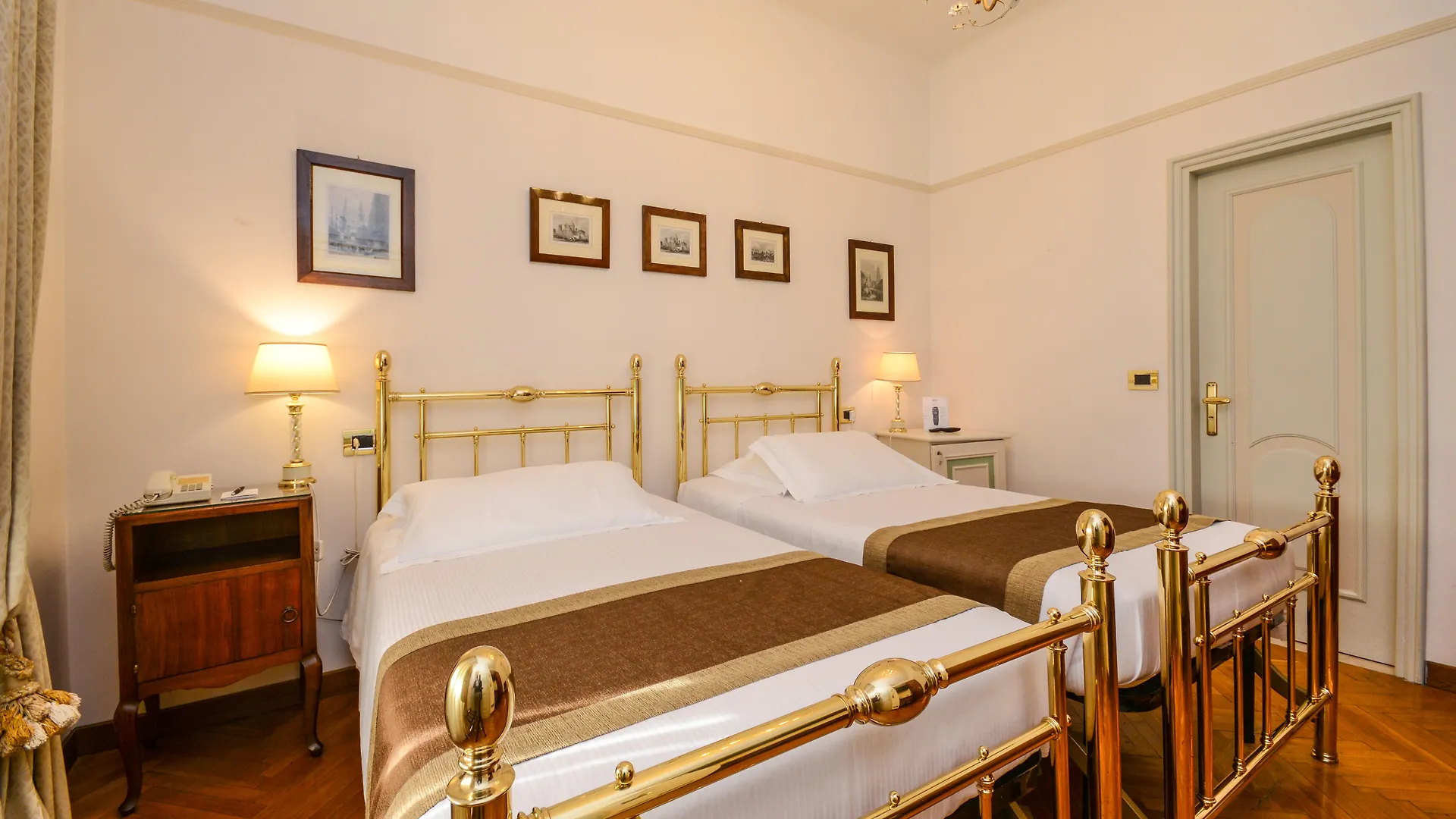 Hotel Vittoria Brescia 5*,