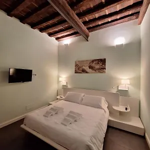 il-fiorino-suite.it-tuscanyhotel.com/