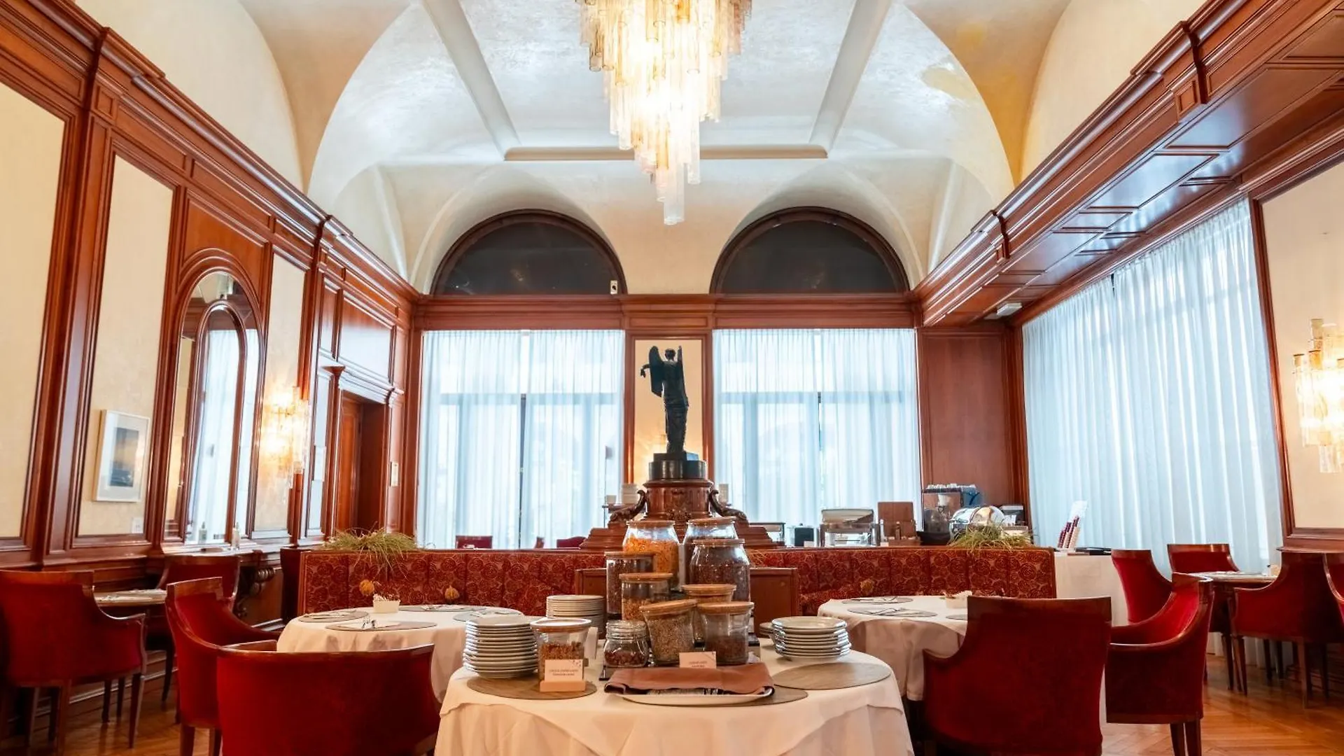 Hotel Vittoria Brescia 5*,  Italien